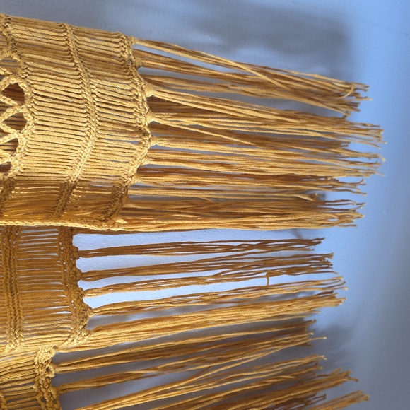 Rock & Roll Cowgirl Mustard Crochet Knitted Bohemian Or Western Vest Shawl NWT - Picture 3 of 8